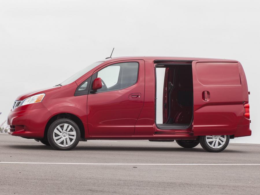  Nissan NV200 Compact Cargo 2013 года  (фото 6 из 13)